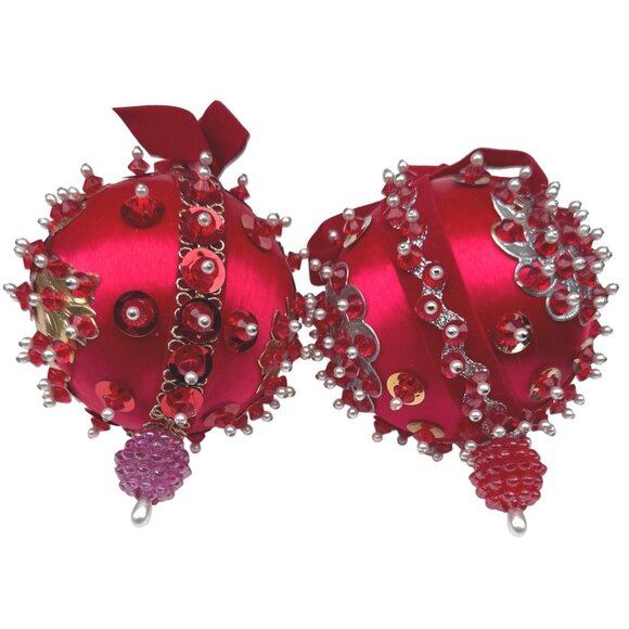 Vintage Red Satin Beaded Push Pin Christmas Ornament Handmade 2 Mid Century - Picture 3 of 12